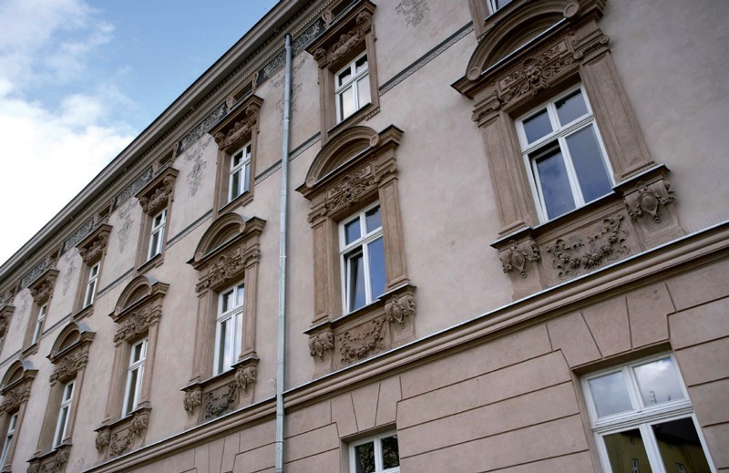Fot. 6. Elewacja budynku przy ul. Długiej/ pl. Słowiański w Krakowie.