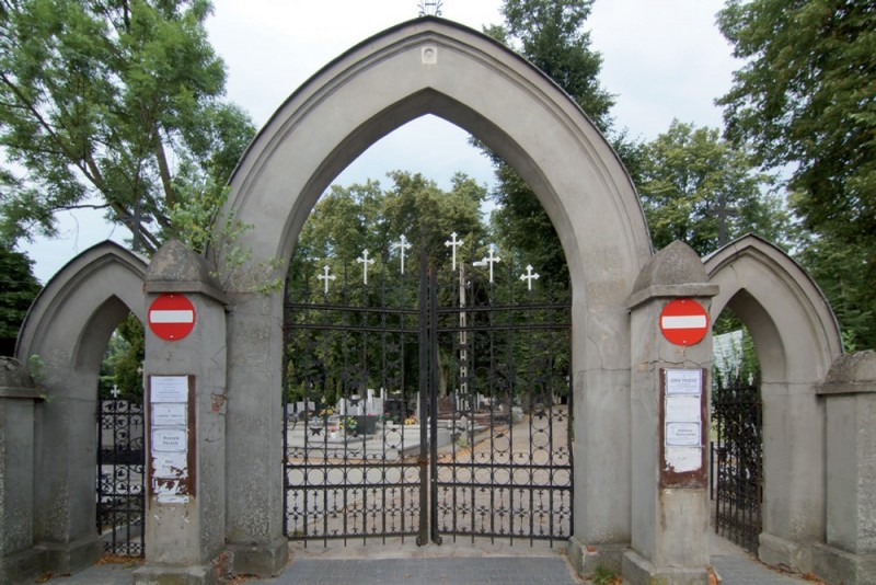 Widok bramy nr 2 przed remontem.