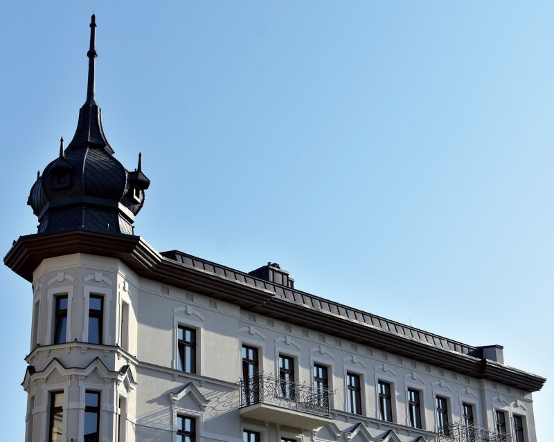 Kamienica Żelazko – czyli stare po nowemu.
Wykonawca – Firma LIDENSKAP, Jakub Oliński
i Maciej Jankowiak