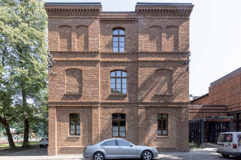 Hospicjum dziecięce Caritas w Olsztynie (Polska) – Europejska Fasada Roku w kategorii „budynek zabytkowy po renowacji”