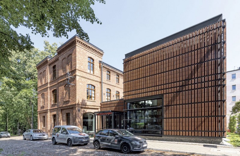 Hospicjum dziecięce Caritas w Olsztynie (Polska) – Europejska Fasada Roku w kategorii „budynek zabytkowy po renowacji”