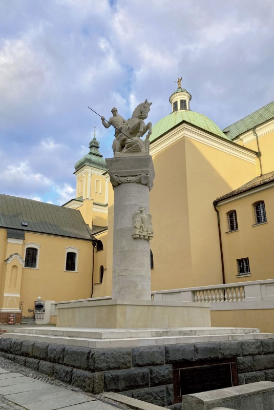 Pomnik po zakończeniu prac konserwatorskich